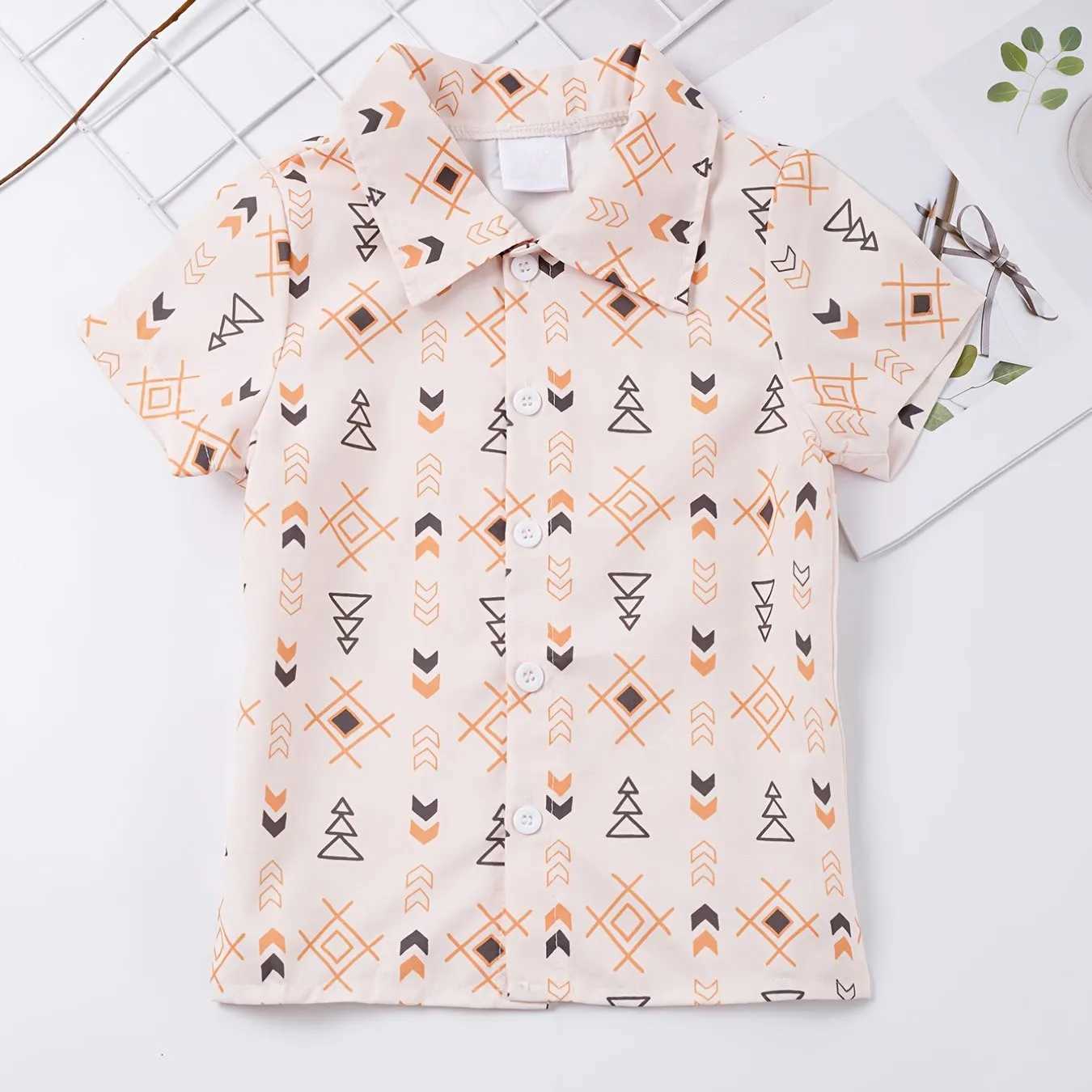 Cartoon pattern printing boys creative floral shirt casual short sleeved lapel shirt boys clothing childrens summer outdoorW240729
