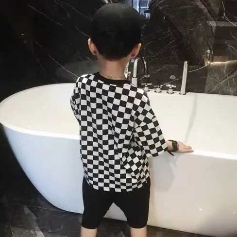 T-shirts Boys Summer Children cotton T-shirt 2024 New Black White Chessboard grid Korean Short sleeve fashion Loose Hip Hop t-shirtL24729
