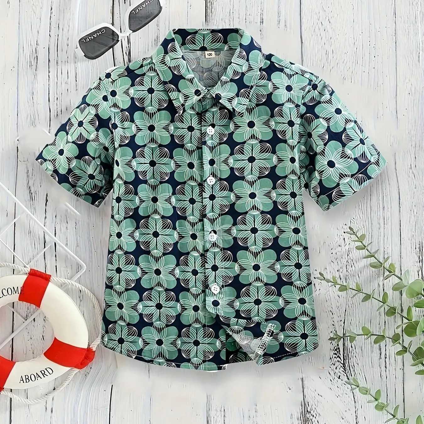 Childrens flower and leaf print pattern boys fashionable and creative short sleeved shirt collar shirt casual childrens topW240729