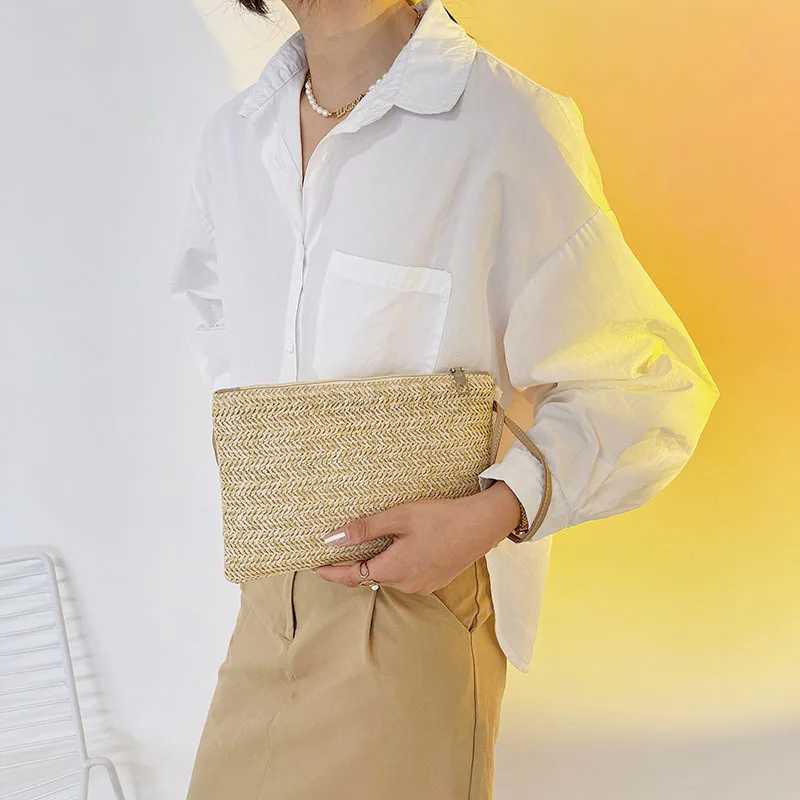 Women Clutch Bag Handmade Backpack Fashion Ladies Wristlet Girl Phone Solid Straw Woven Coin Purse Beach Wallet Fresh SweetXJ240729