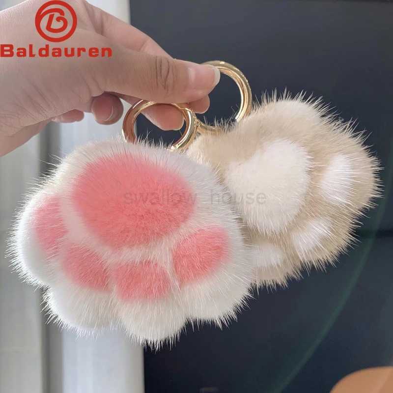 Pendant Keyrings Gift Plush Cute Cat Claw Real Mink Fur Keychain Women Bag Ornaments Small Paw Toy Soft Pom Ball Car KeyL240729