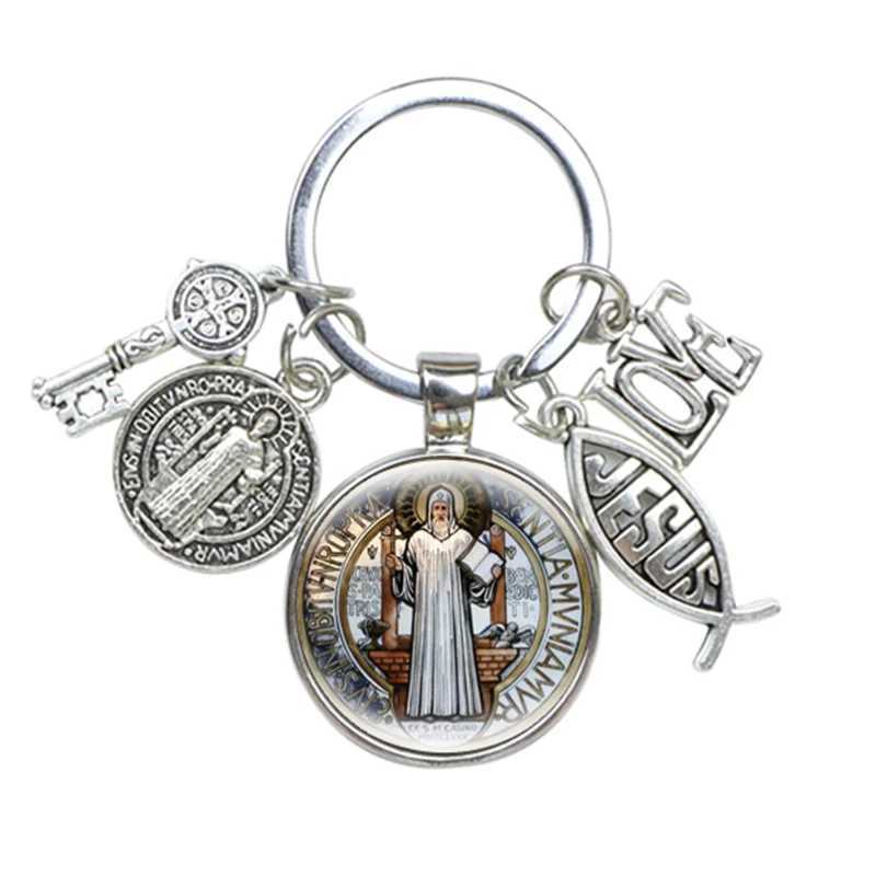 Saint Benedict Medallion Keychain Religious Jewelry I LOVE JESUS Alloy Crafts Charms Domed Glass Catholic San Benito Key RingL240729