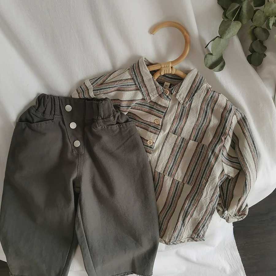 Childrens striped shirt 2023 spring new childrens cotton and linen shirt baby girl boy shirt Korean style long sleeved topW240729