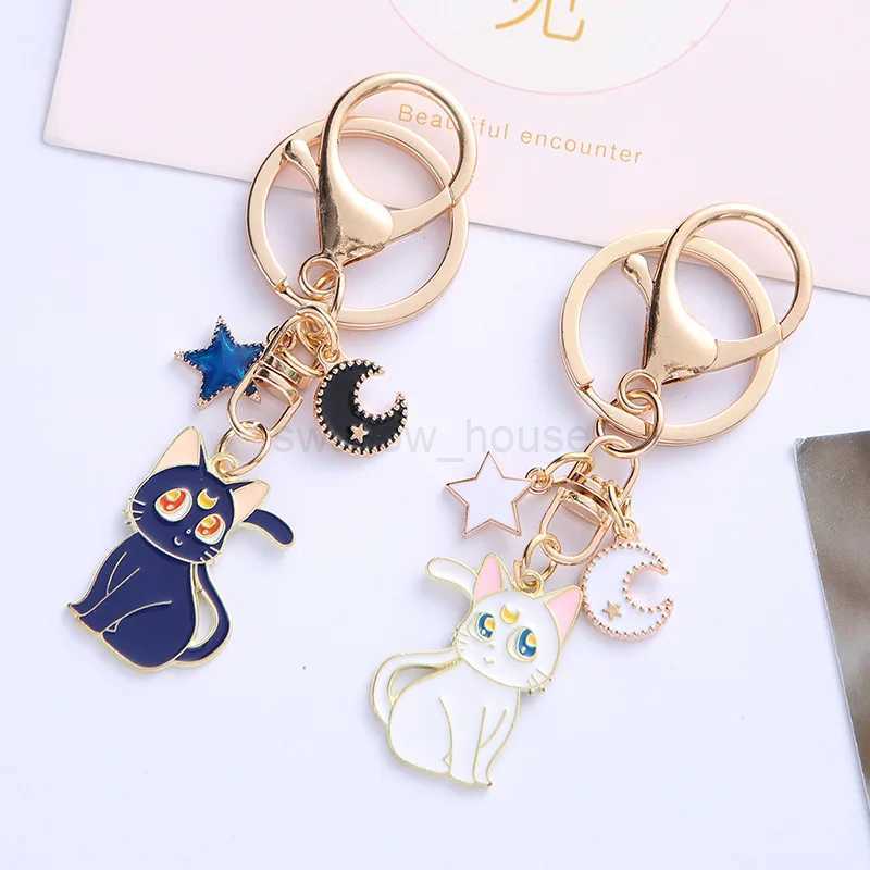Sailor Moon Keychain Anime Moon Cats Baked Enamel Jewelry Zinc Alloy Couple Keyring Pendent Accessory Key Chians Gift for WomenL240729
