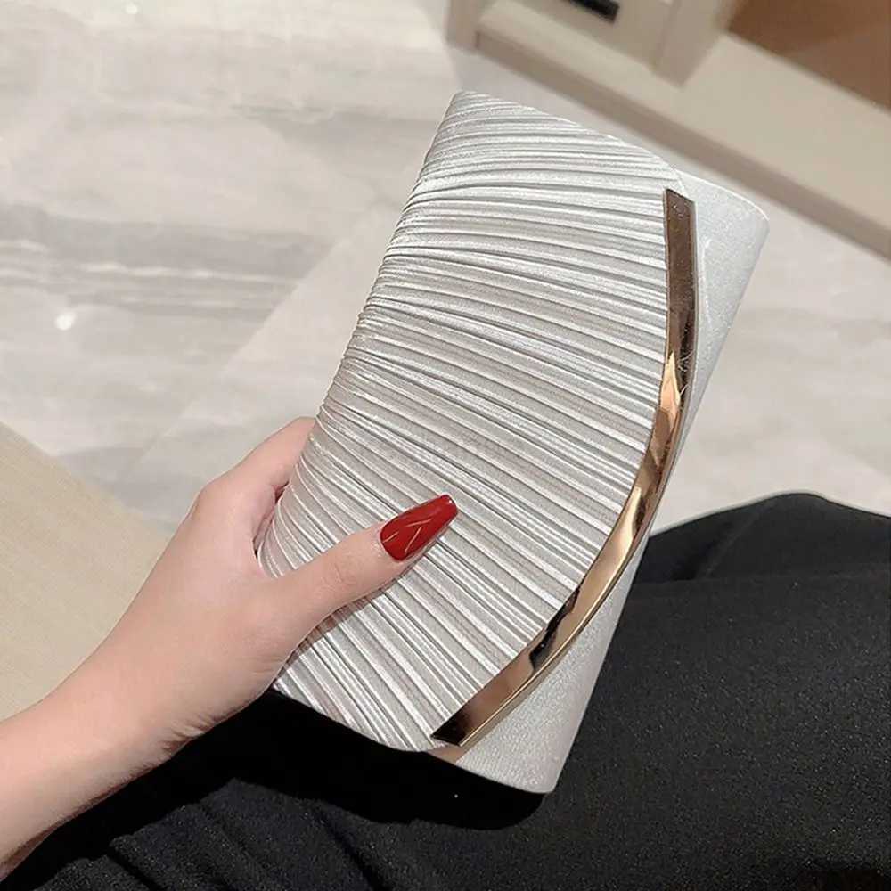 Fashion Ladies Luxury Sequins Clutches Evening Bags Glitter Banquet Handbags Women Chain Shoulder Bag Wedding Party PurseXJ240729