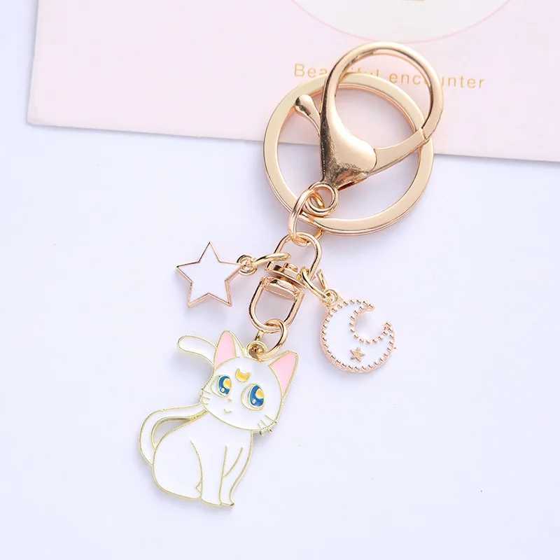 Sailor Moon Keychain Anime Moon Cats Baked Enamel Jewelry Zinc Alloy Couple Keyring Pendent Accessory Key Chians Gift for WomenL240729