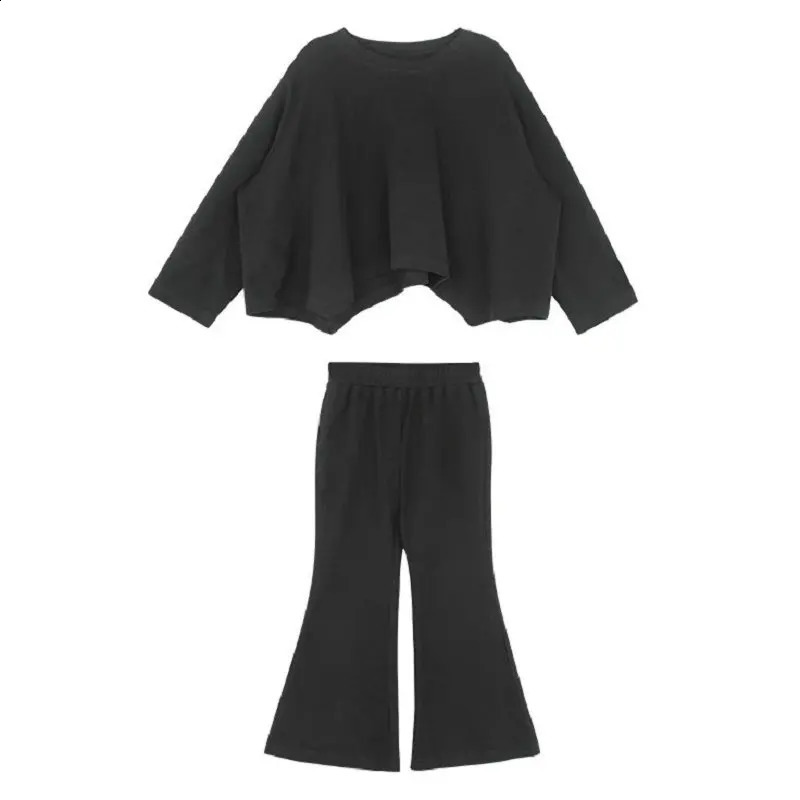 Autumn Girls Sports Sweater Set Girls Loose Fitting Long Sleeved Bat Shirt Bell Bottoms Spring Fashion Childrens Clothing Set 240729