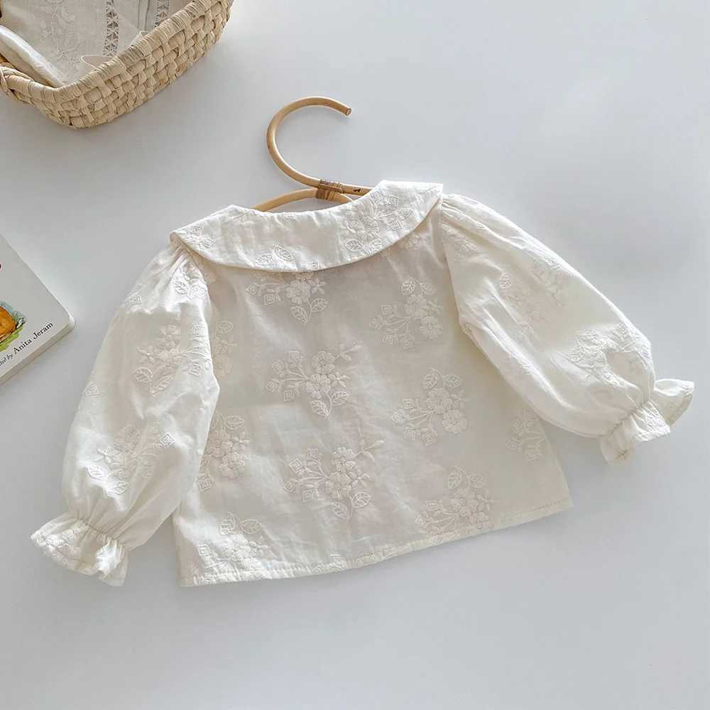 Preschool girl shirt Peter Pan collar flower autumn childrens clothing long sleeved topW240729