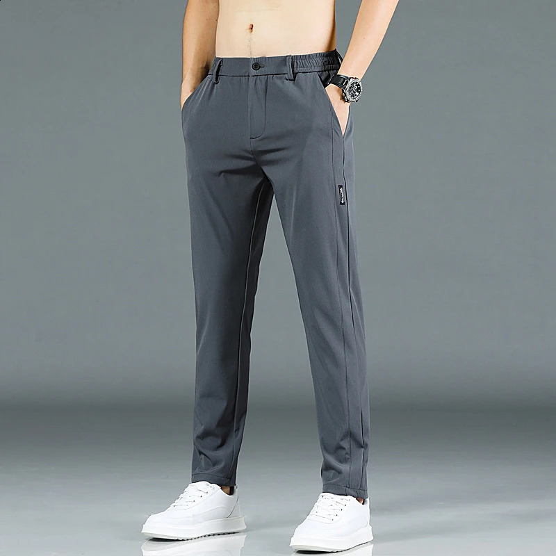 Spring and Autumn Mens Golf Slim Fit Pants High Quality Elastic Fashion Trend Versatile Casual Breathable Pants Three Colors 240729