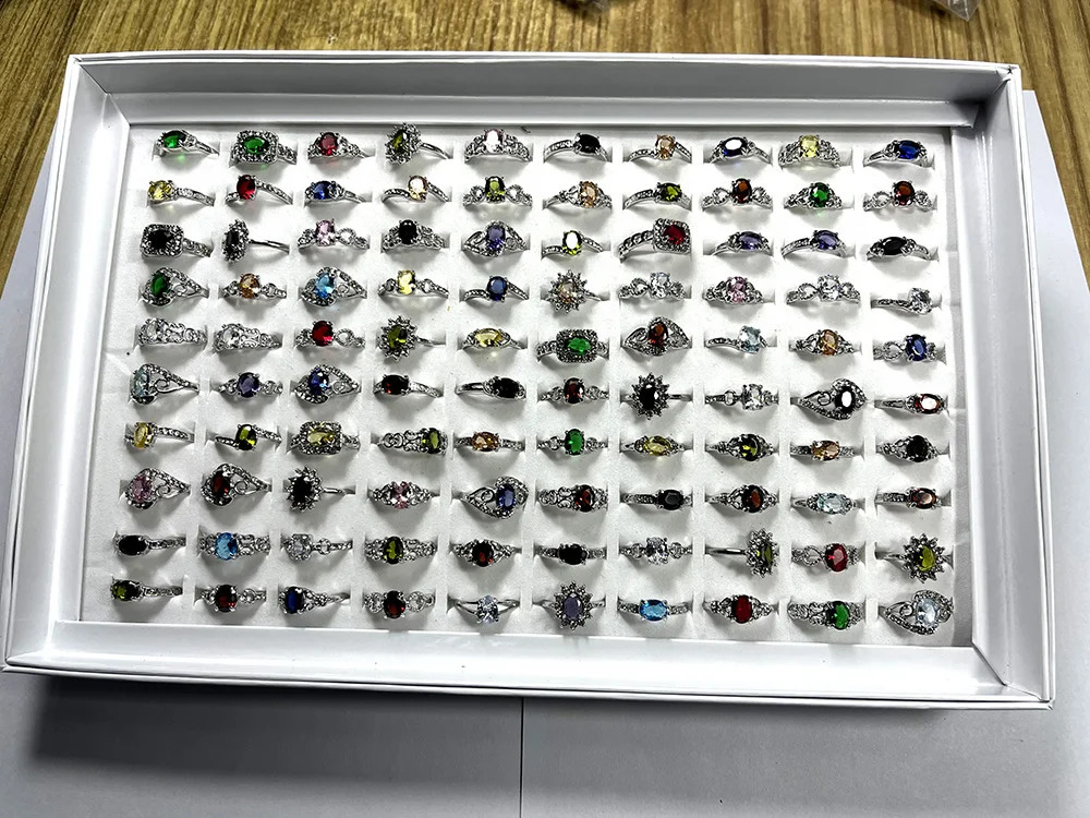 50 fashionable multicolor zircon crystal silver plated rings suitable for womens jewelry bulk batch LR4216 240723