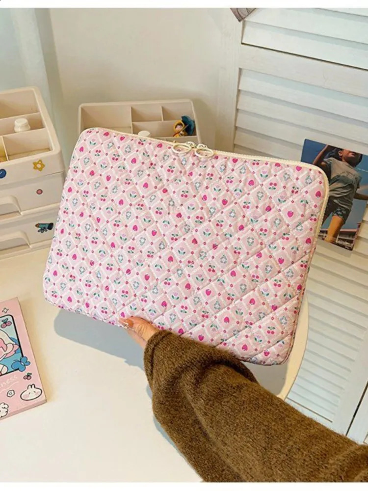 Ins Floral Cute Laptop Sleeve Case 11 13.3 14 15 15.6 Accessories Zipper Briefcase Shockproof Laptops Bag Cover 240729