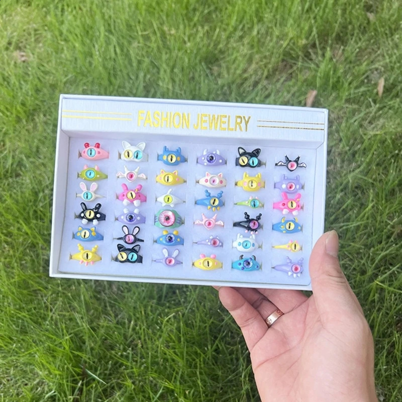 36 pieces of female monster rings big eyed open couple punk jewelry airdrop 240723