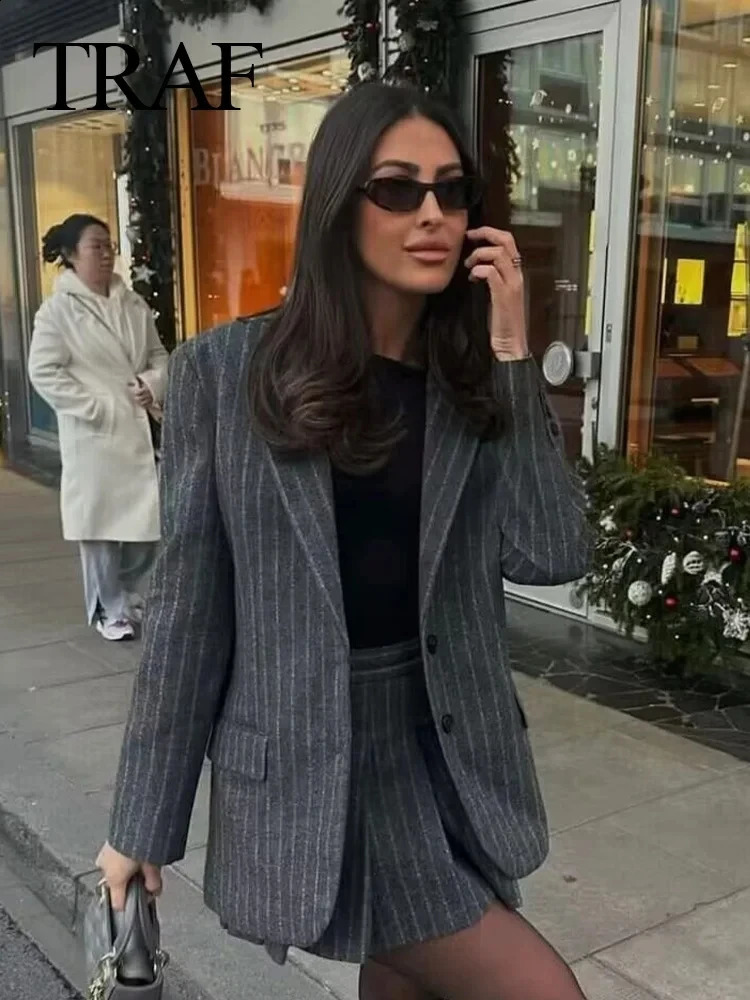 TRAF Spring Womens Fashion Grey 2piece Set Knitted Pocket Ultra Thin Jacket CoatZipper Versatile Mini Skirt 240819