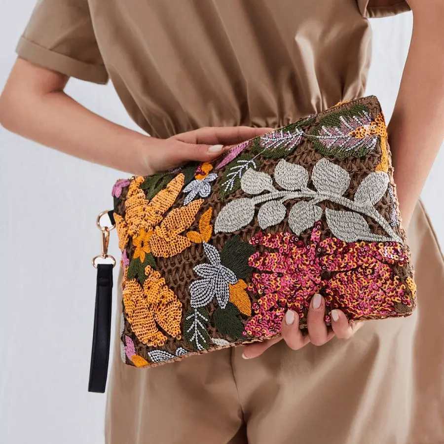 Fashion Embroidered Sequins Clutch Bag for Women Flower Straw Shoulder Crossbody Bags Summer Party Bag Vacation Big Purses 2024XJ240729