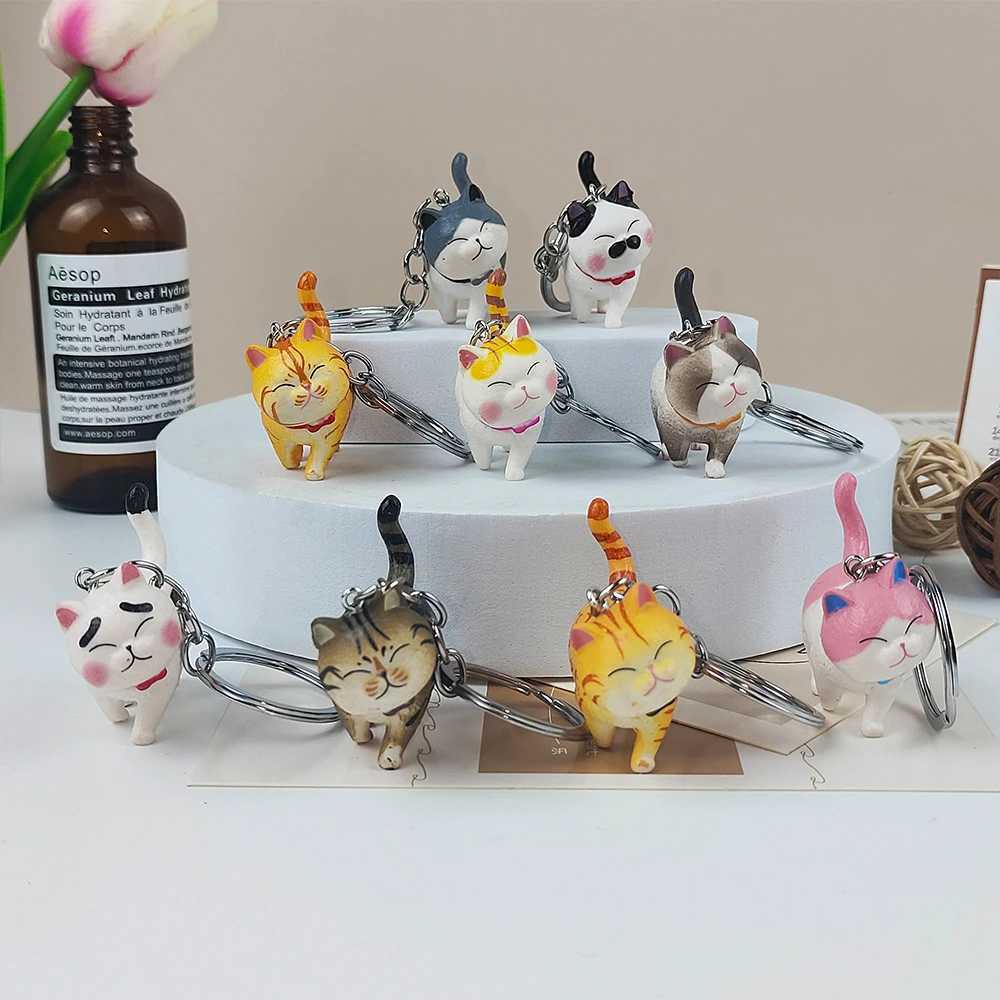 Cartoon Cat Shaped Pendant Keychain Kitten Cat Key Chain Creative Metal Animal Anime Keyrings Car Bag Trinket Accessories GiftL240729