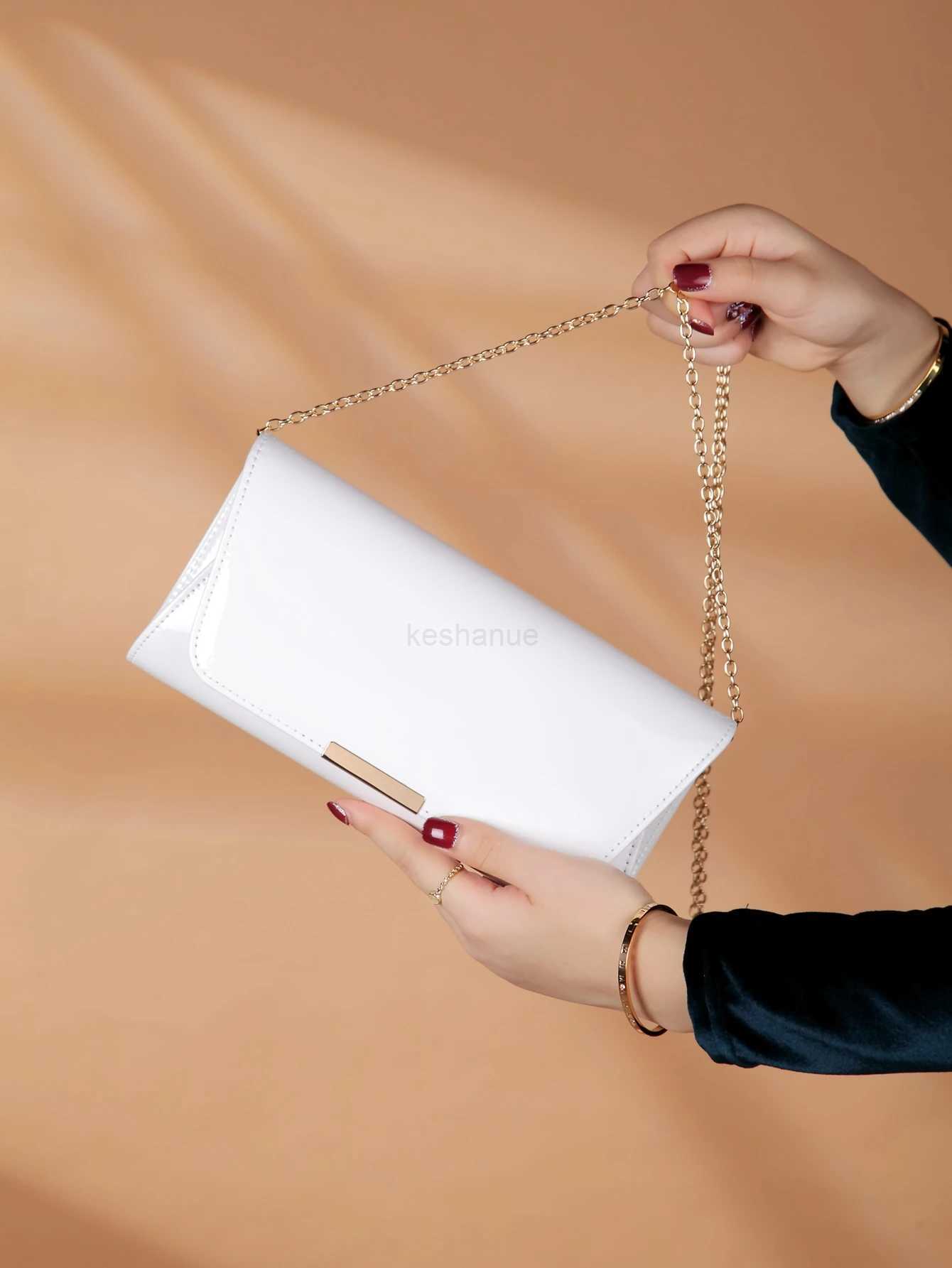 Stylish Metal Spliced Evening Bag Womens Clutch Patent Leather Envelope Wallet Suitable for Wedding Party Gift TravelXJ240729