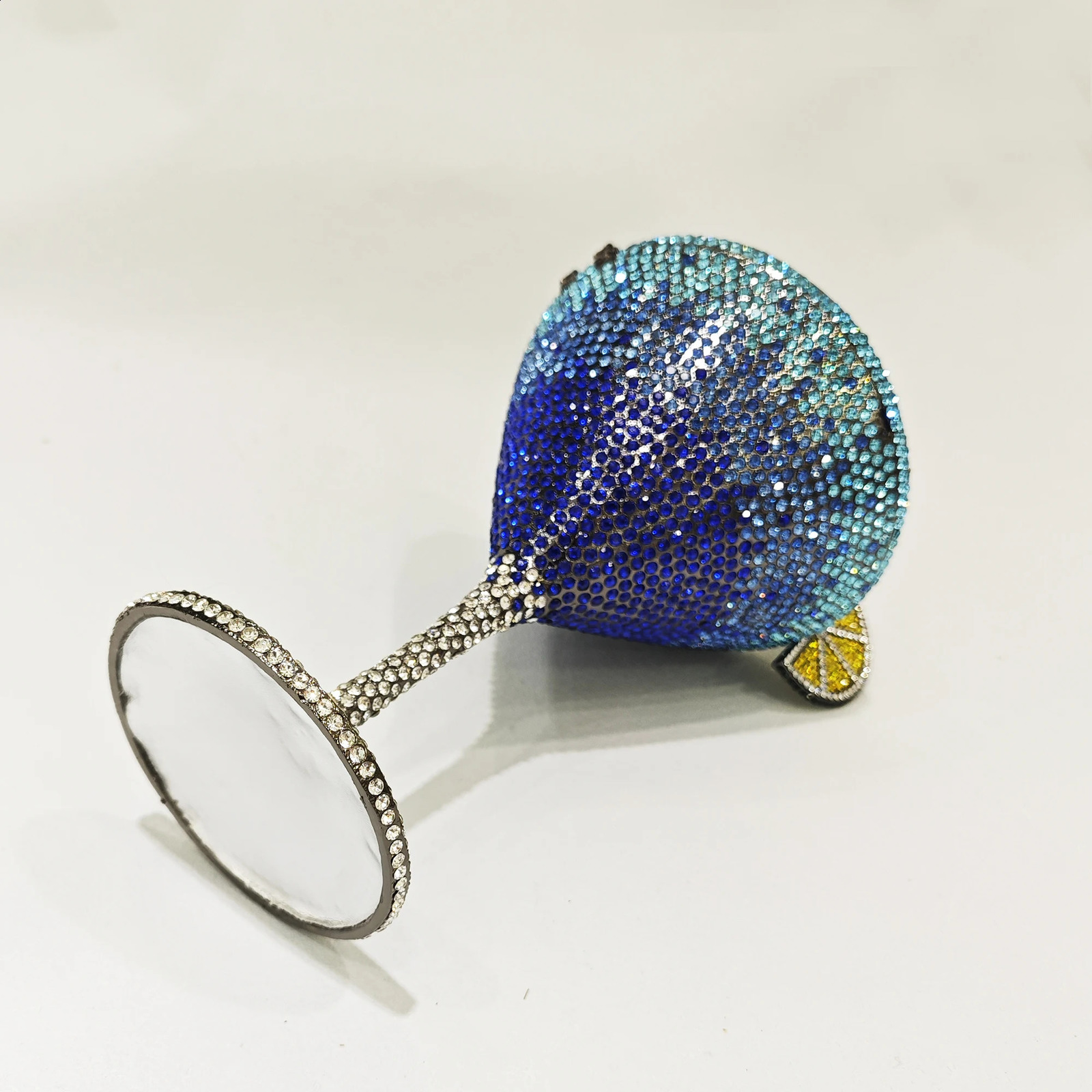 Martin tail Cup Dia Clutches Evening Women Blue/Sier/Gold Crystal Wedding Party Purses Rhie Prom Dinner Clutch 240729 c684