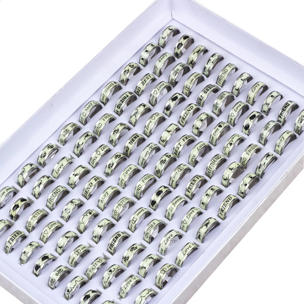 100 pieceswholesale Light Stainless Steel Rings Shine in the Dark Mens Party Jewelry Wholesale 240723