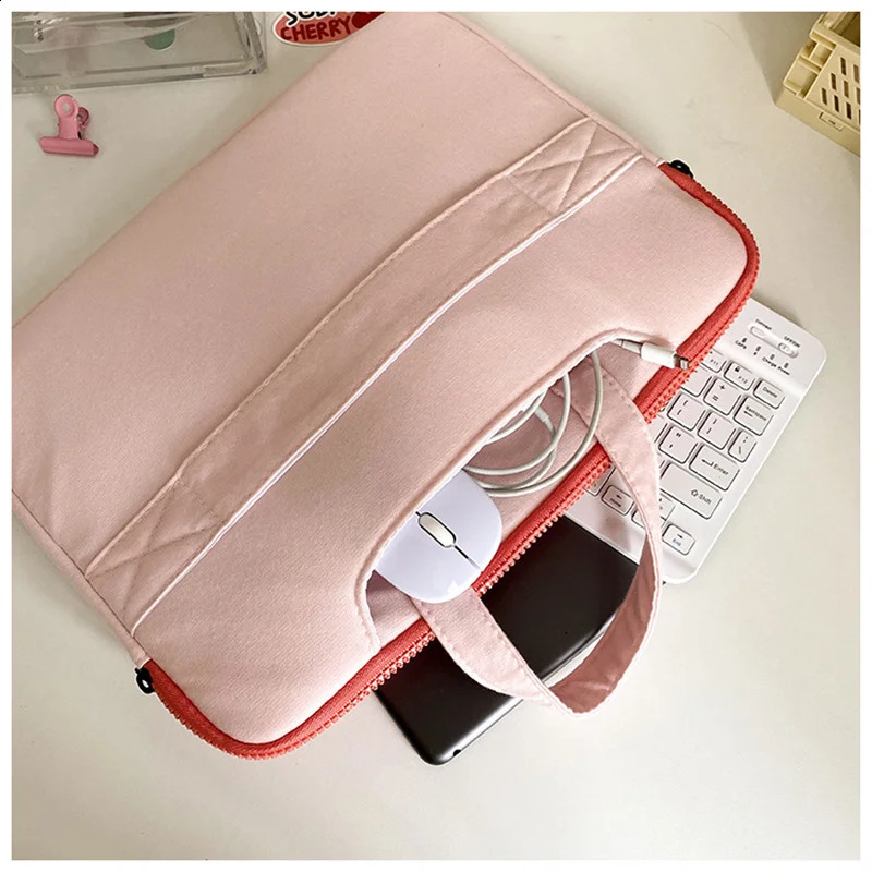 Cute Bear Women Laptop Hand Bag Sleeve Pouch 11 12 13.3 14 15 15.6 Inch Computer Bag Accessories 240729