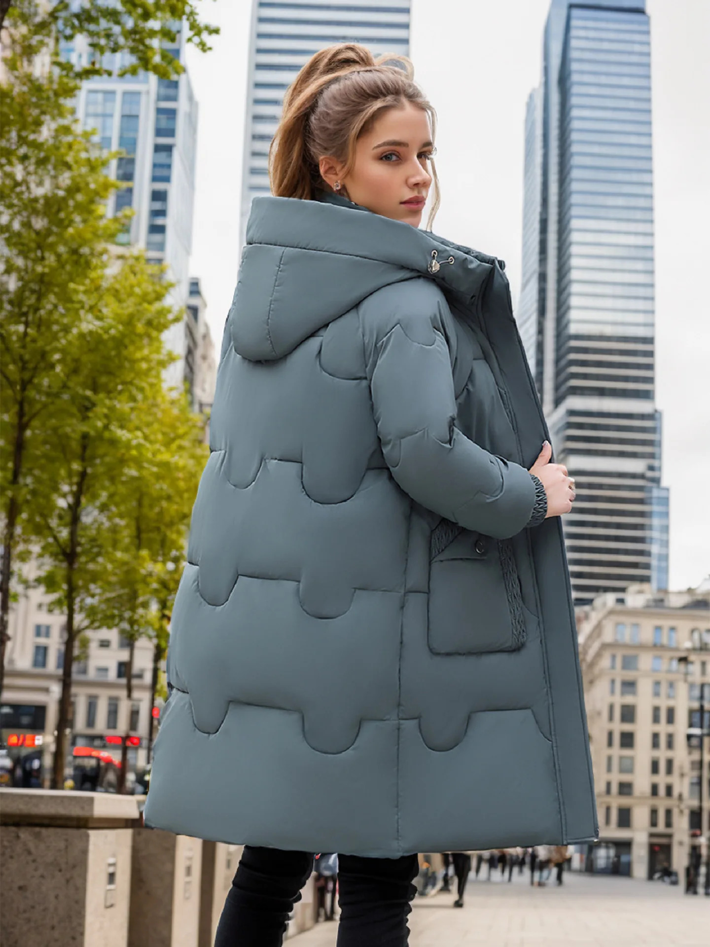 Thicken Winter Parka Woman Long Jacket Hooded Warm Loose Zipper Pockets Snow Wear Fashion 2024 Woman Padded Coat 240729