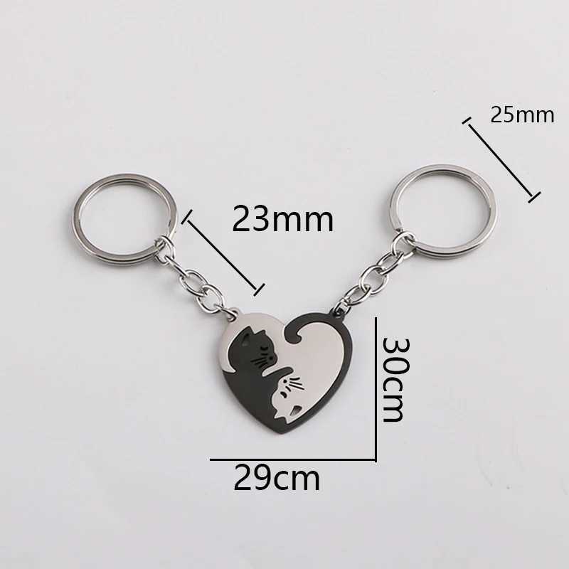 Small Item Portable Stainless Steel Keychain Heart-shaped Splicing Cat Yin and Yang Cat Pendant Necklace Keychain JewelryL240729