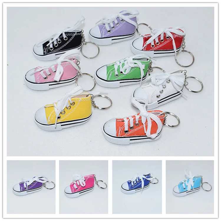 7.5CM 3D Novelty Canvas Sneaker Tennis Shoe Keychain Key Chain Pendants Party Jewelry Car Simulation Keyring for Men And WomenL240729