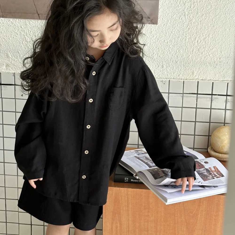 Girls shirt 2024 autumn new item children wear Korean style large childrens cotton linen long sleeved lapel casual shirtW240729