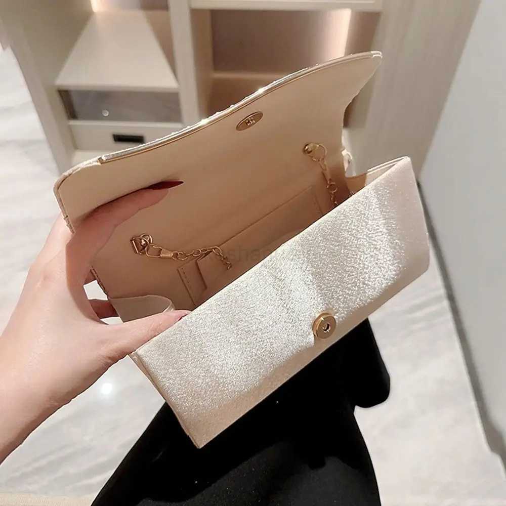 Fashion Ladies Gold Luxury Satin Clutches Evening Bags Sequins Banquet Clutch Bag Wedding Party Purse Womens Chain BagsXJ240730