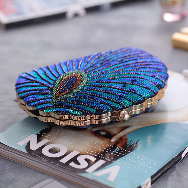 2025 NEW Pea Green Evening Bag Women Glitter Gradient Sequins Beading Handbag Fashion Oval Party Dress Purse Bridal Wedding Clutches original design