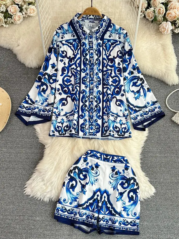 Summer Holidays Blue And White Porcelain Two Piece Suit Women Flare Sleeve Loose Shirt Top Flower Printed Pocket Shorts Sets240730
