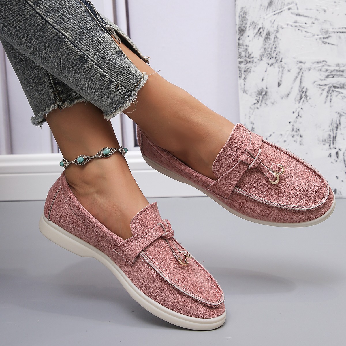Women Loafers Slip on Ladies Flats Brand High Quality Spring Autumn Casual Flat Shoes Leather Cashmere Single Shoes Plus Size 42