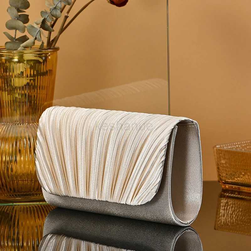 New fashion pleated shoulder bag Casual and simple dinner party crossbody bag Gold Satin for women wedding partyXJ240730