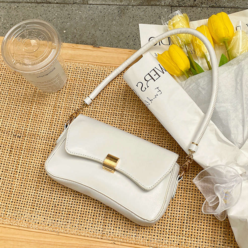 2025 Designer Women 3 2024s New LeisureCrossbody Bag Shoulder bag Fresh Fashion Stylish Versatile Classic design Natural Minimalist style Free shippin