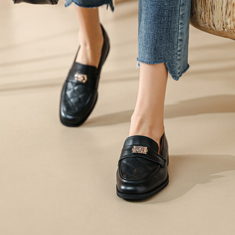 Blapunka Retro Women Genuine Leather Loafers Hand Made Designer Quilted Slip-on Shoes Metal Decorate Black Beige Flats Autumn 40