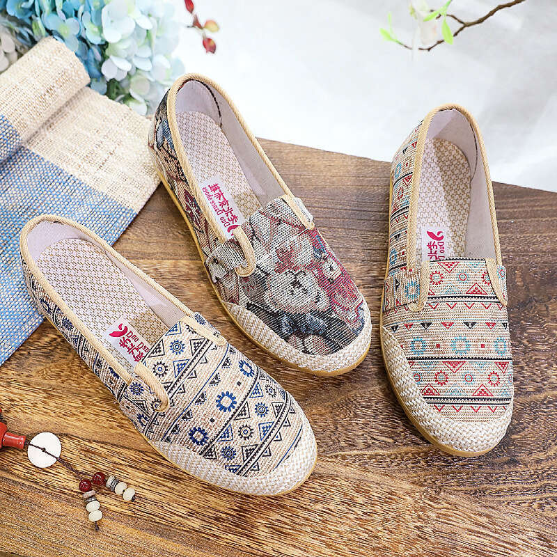 Old Ddmysports S Cloth Women Canvas Shoes Fashionable Versatile Slip Resistant And Comfortable To Step On Outdoor Shoes hoes lip tep hoes