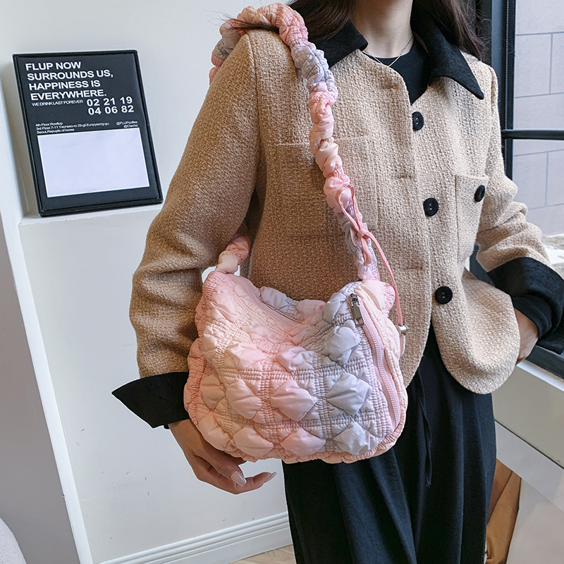 Niche gradient color women's new bubble pleated down cotton jacket bag, single shoulder crossbody dumpling bag H730#33 ddmy 2e63