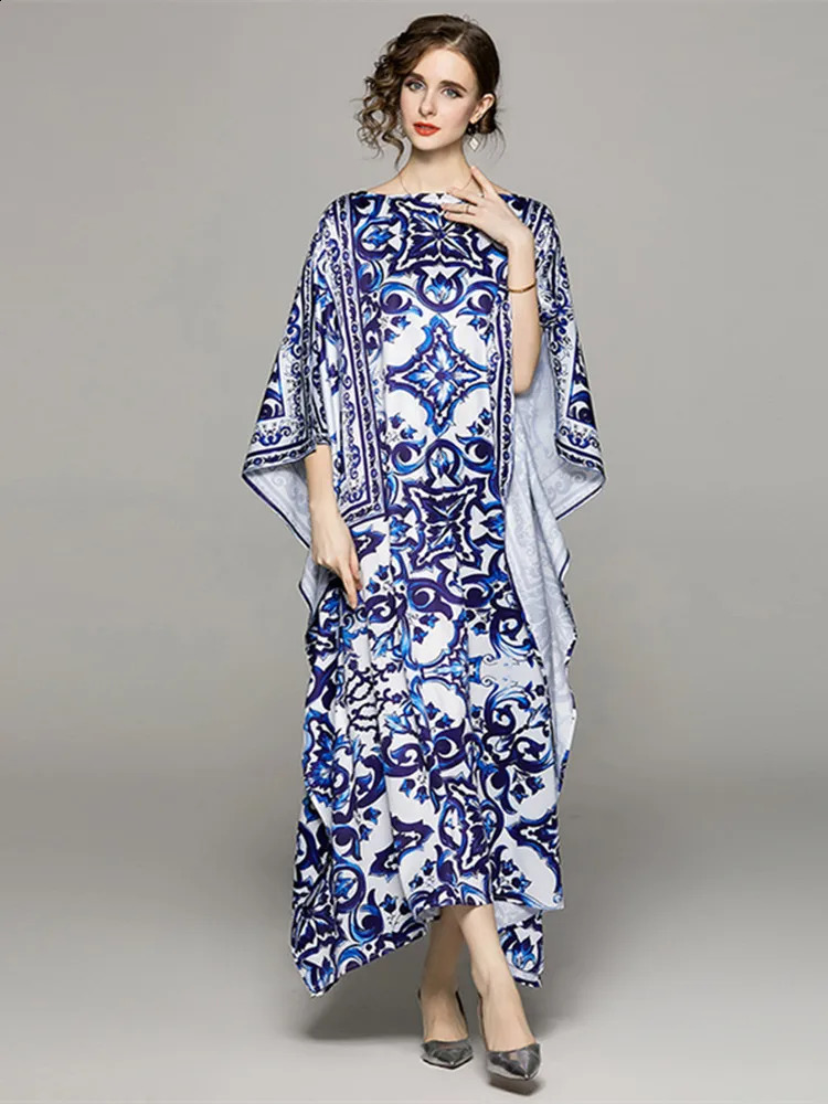 Summer Fashion Blue And White Porcelain Print Long Loose Robe Womens Batwing Sleeve Retro Slash Neck Side Split Maxi Dress240730