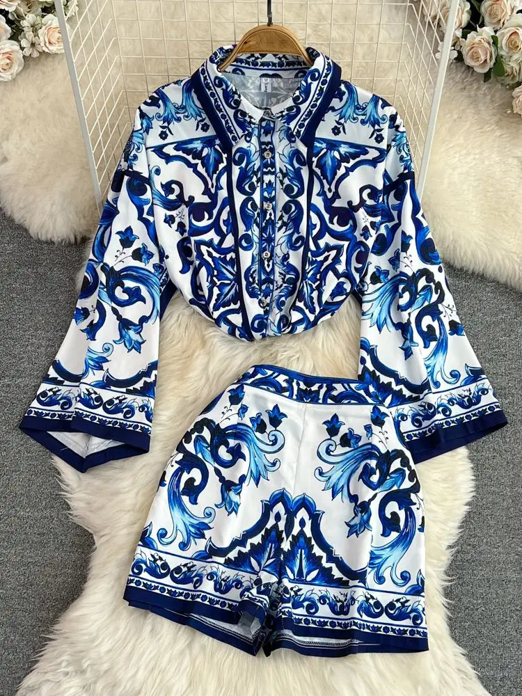 Summer Holidays Blue And White Porcelain Two Piece Suit Women Flare Sleeve Loose Shirt Top Flower Printed Pocket Shorts Sets240730