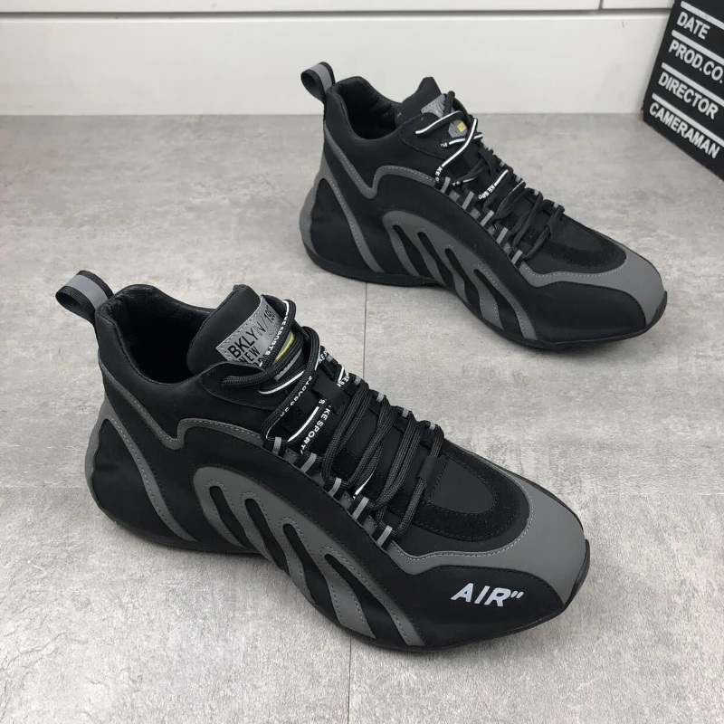 Running Spring New Lace Up Leather Men Casual Outdoor Fashion Soft New Soled Men's Sneakers Flat Vulcanize Shoes