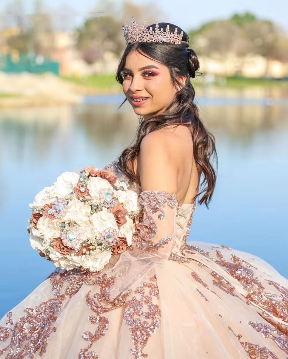 Elegant 2025 Blush Quinceanera Dress Ball Gown Pink Lace Applique Beading Tiered Corset Sweet 16 Vestidos De 15 Anos