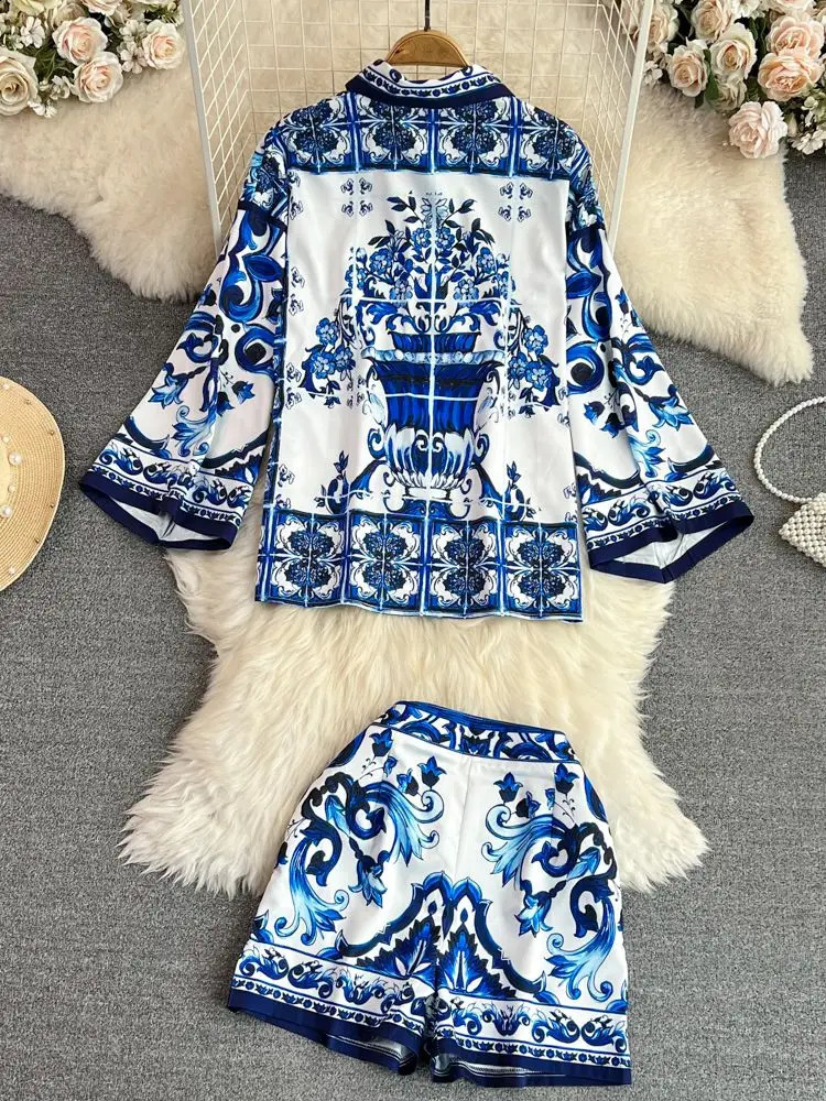 Summer Holidays Blue And White Porcelain Two Piece Suit Women Flare Sleeve Loose Shirt Top Flower Printed Pocket Shorts Sets240730