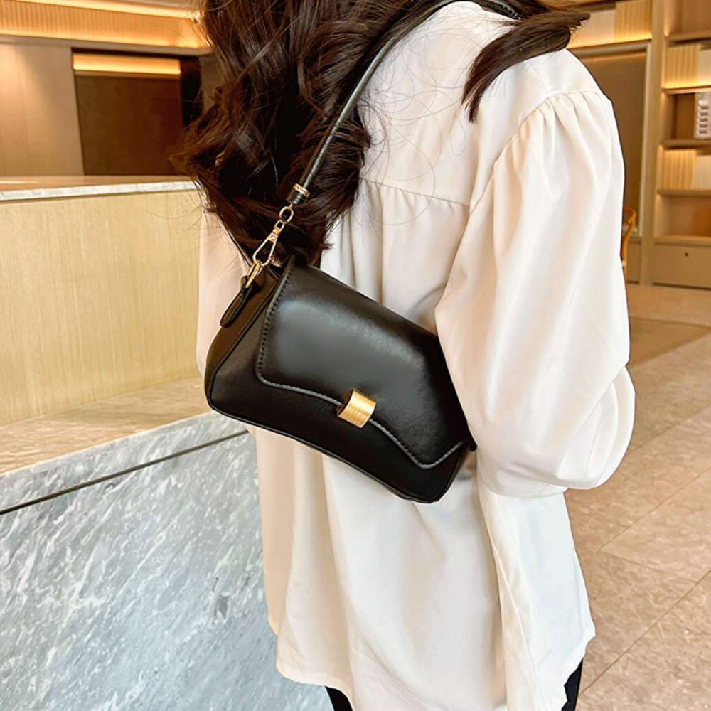 2025 Designer Women 3 2024s New LeisureCrossbody Bag Shoulder bag Fresh Fashion Stylish Versatile Classic design Natural Minimalist style Free shippin