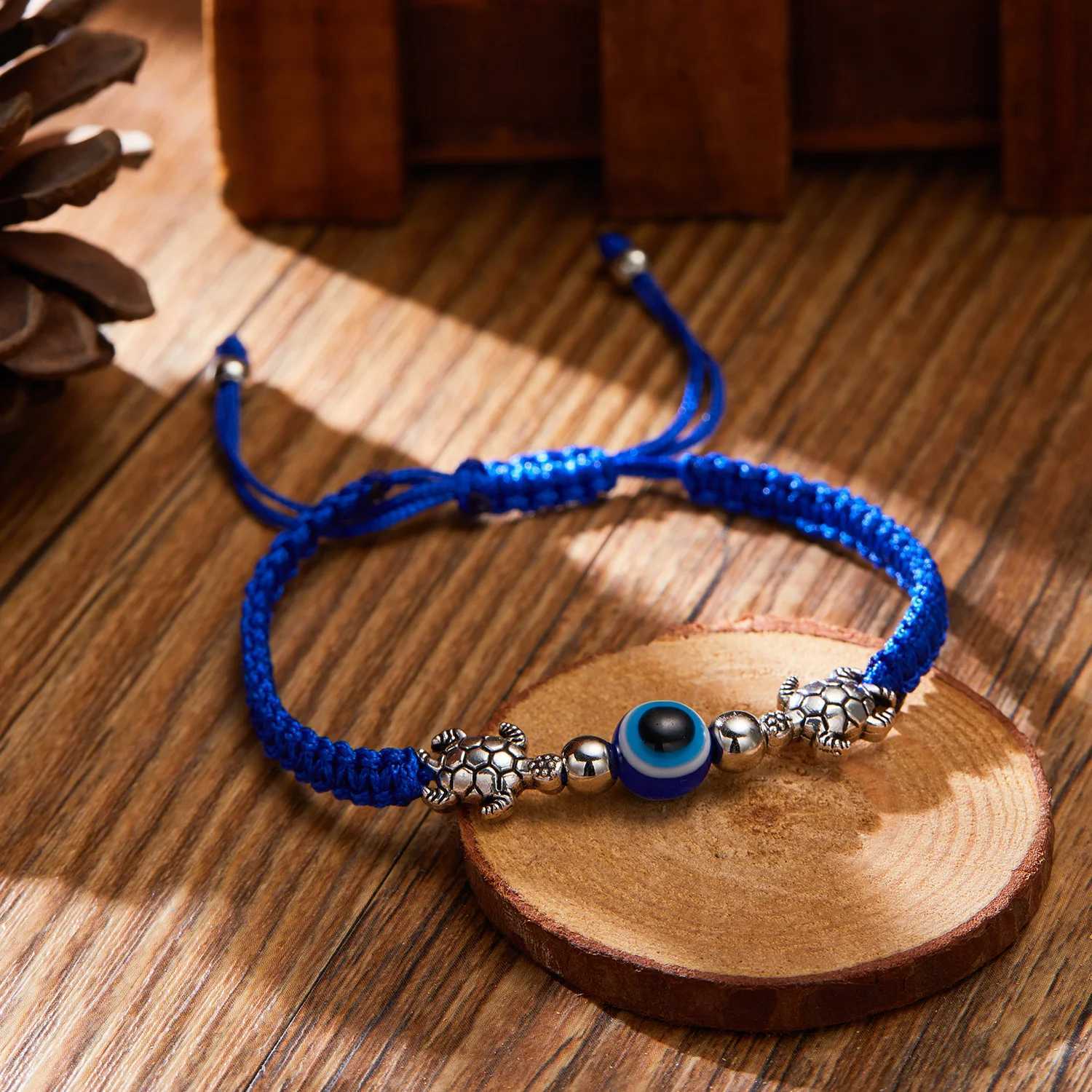 Trkiye Lucky Blue Evil Eye Bracelet Womens Handwoven Red Black Blue Rope Demon Eye Bracelet Friendship JewelryW240730