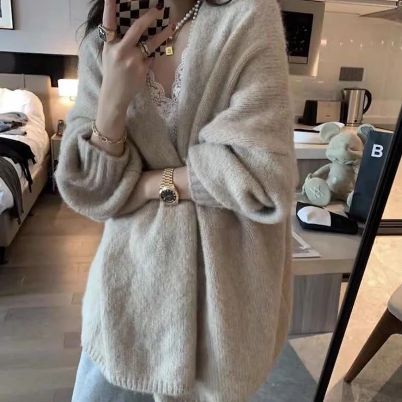 Autumn Winter Thicken Warm Sweater Cardigan Women Japan Style Lazy Wind Soft Knit Cardigans Female Gray Khaki Loose Knitted Coat 240730