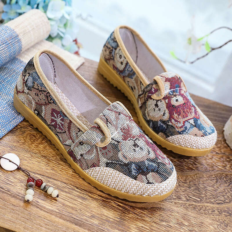 Old Ddmysports S Cloth Women Canvas Shoes Fashionable Versatile Slip Resistant And Comfortable To Step On Outdoor Shoes hoes lip tep hoes