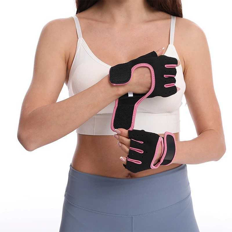 Half finger sports gloves weightlifting and fitness gloves outdoor sports bicycles breathable and shock-absorbing exercise gym glovesW241018