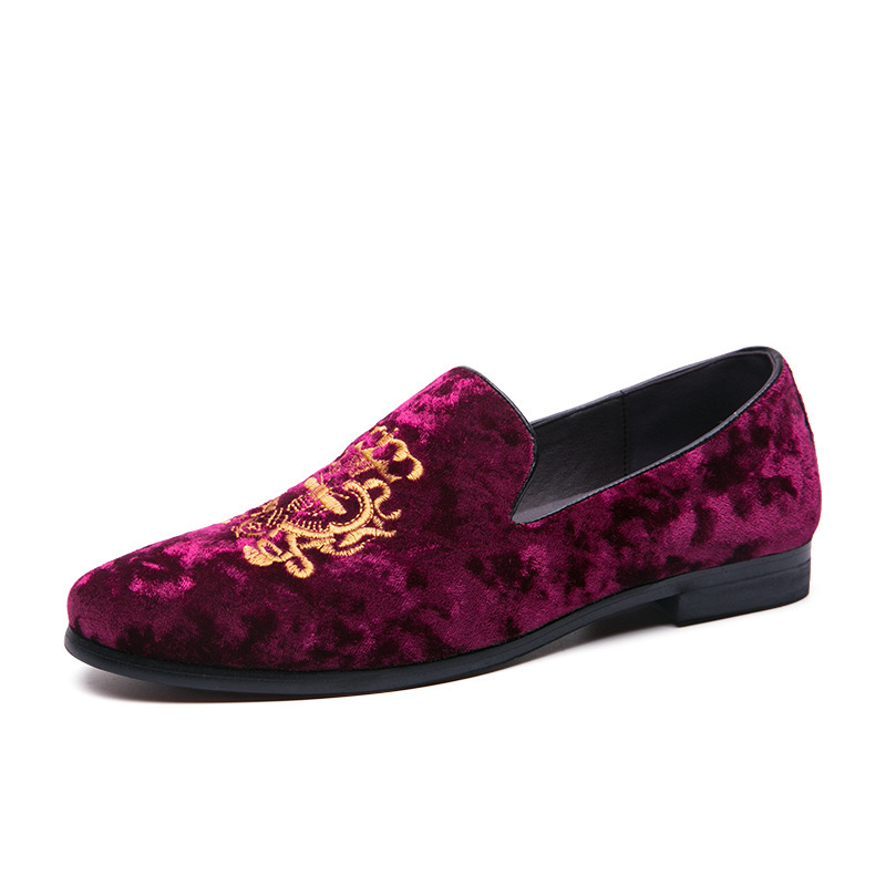2024 Spring Wedding Dress Casual Men Loafers New Big Size Lazy Peas shoes Embroidery Moccasins Shoes Fashion Suede Leather shoes