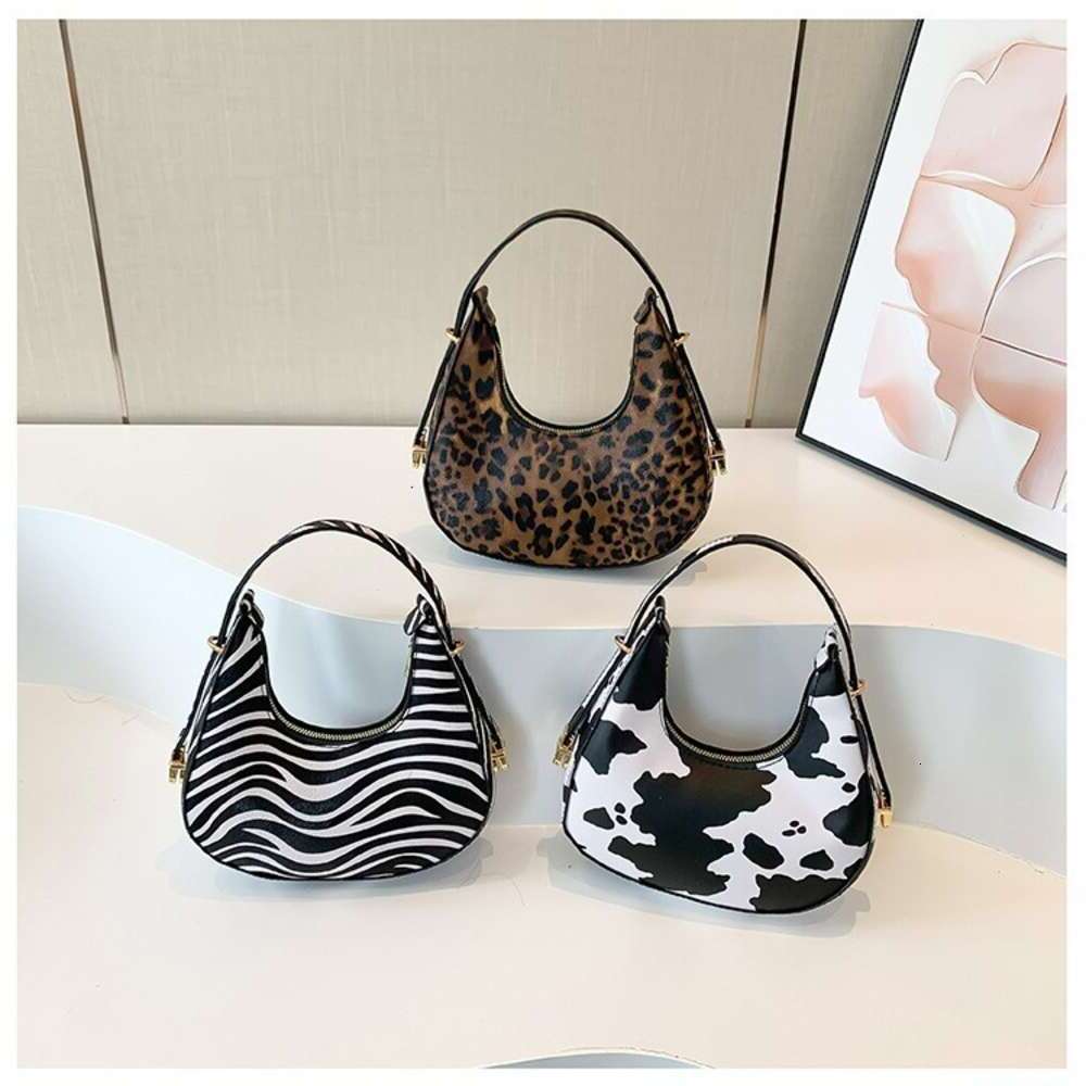 Designer 2024s 2024 New Design Women Light Zebra Crossbody Bag Shoulder bag Fashion Stylish Elegant Classic design Natural Minimalist style Free shipp