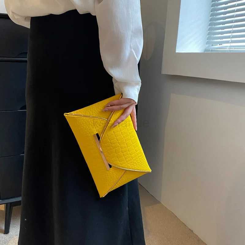 Fashion Stone Patten Womens Clutch Bag PU Leather Envelope Bag Ladies Party Banquet Evening Bag Purse Elegant Wedding HandbagsXJ240730