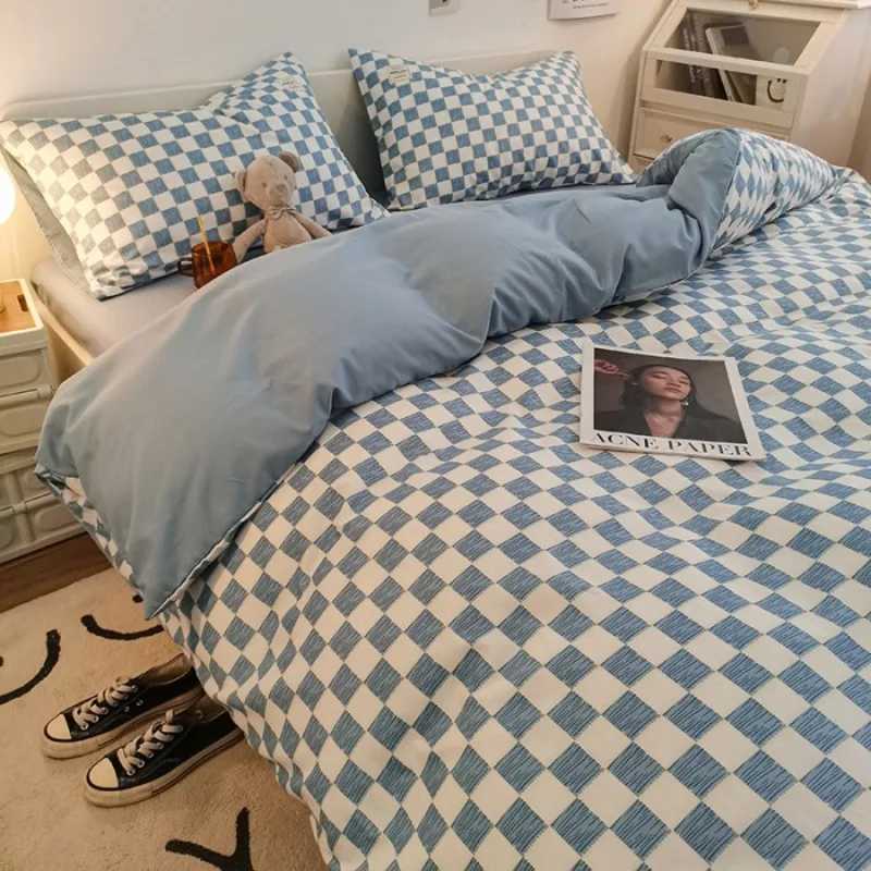 Japanese Plaid Washed Cotton Bed Set Of Four Pieces Without Printed Style Student Dormitory Bed Sheets Quilts Bed Sheets And Y240730